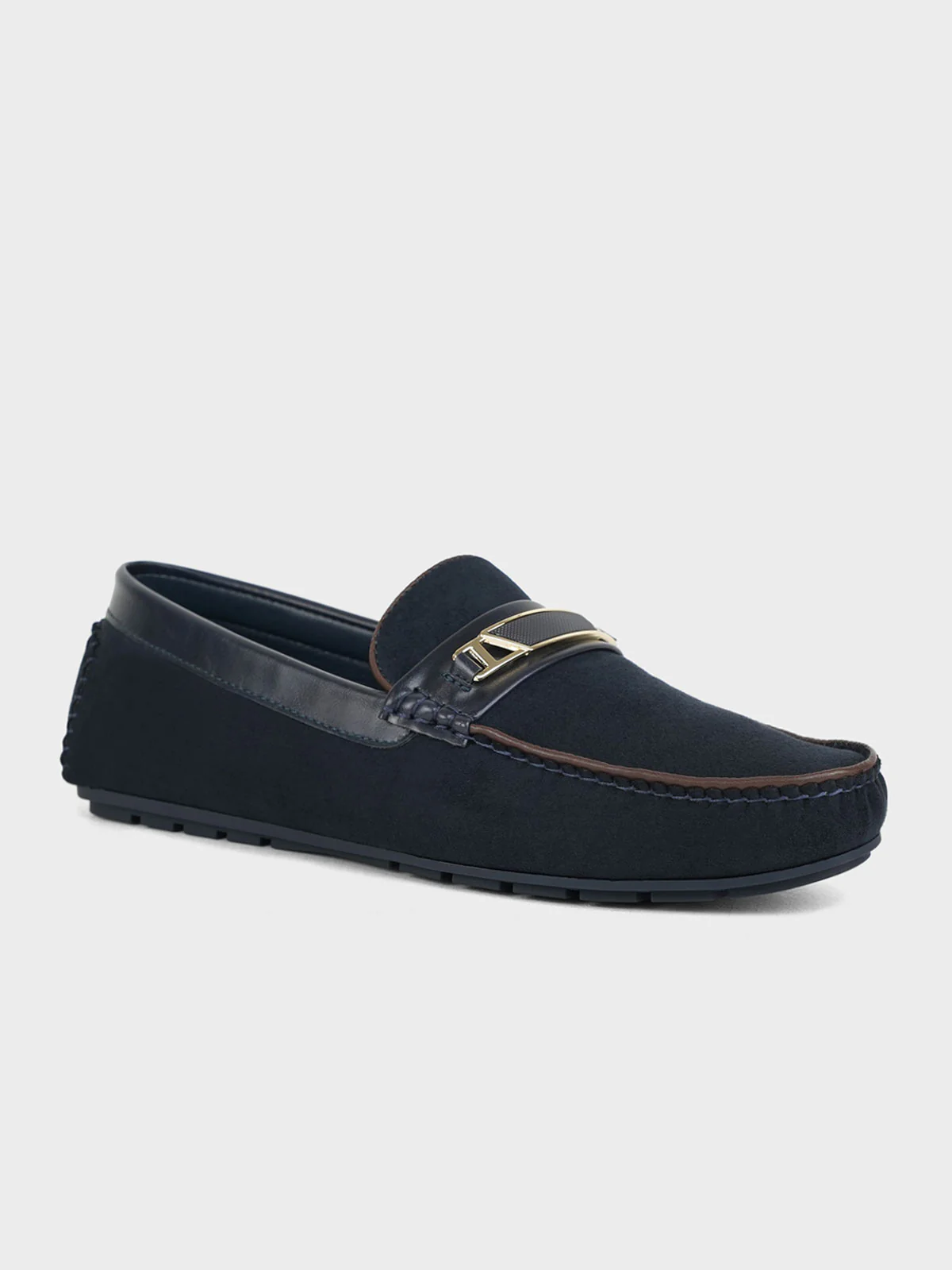 Mens "PIONEE" Adorned Moccasin Shoes - Image 2