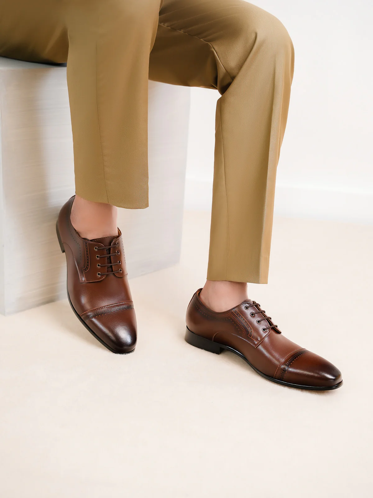 Mens "SALOMI" Lace Up Style Leather Formals - Image 6