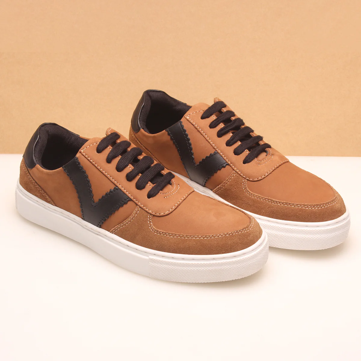 Mens "TRIBIA"Lace Up Leather Trainers - Image 6