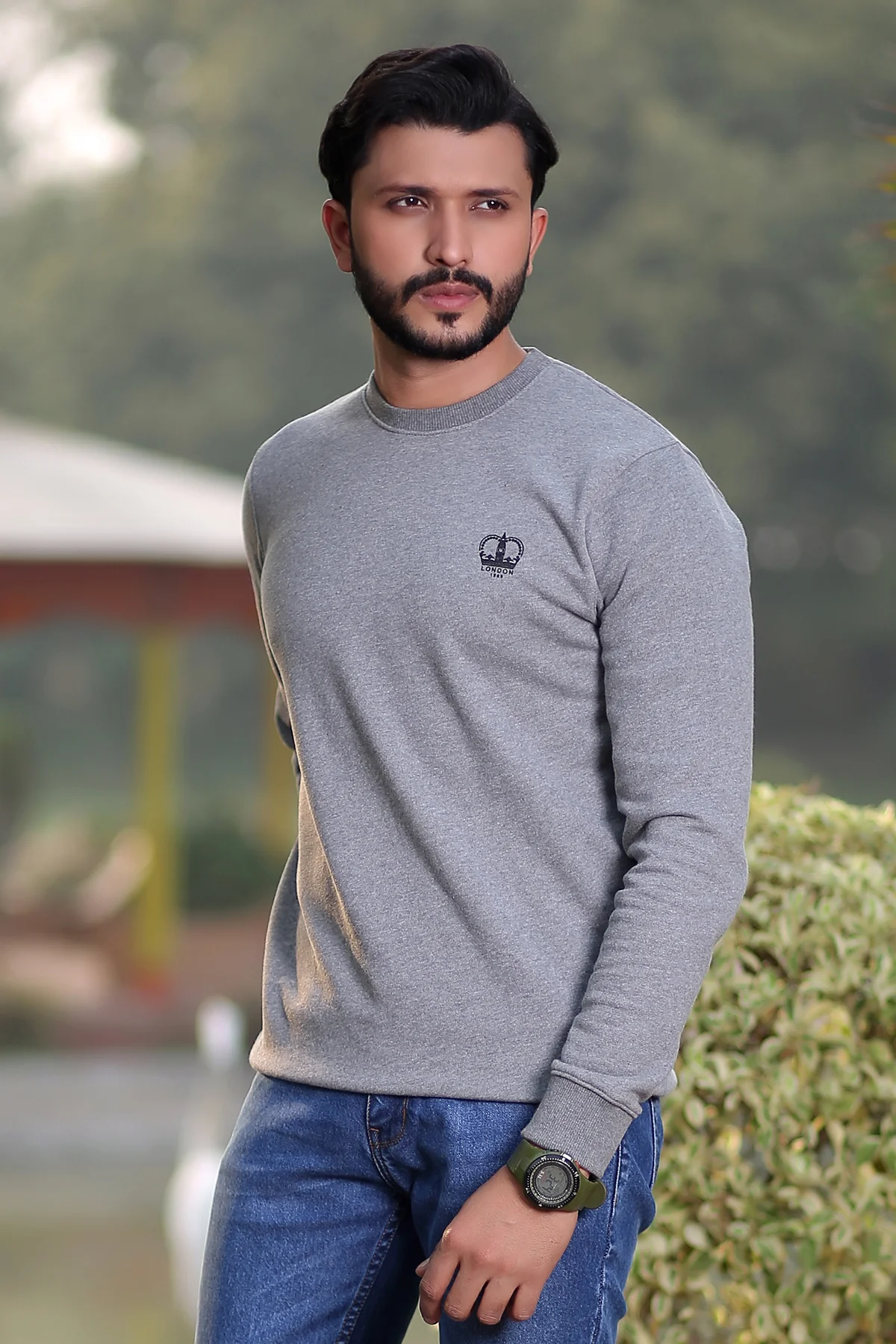 "WYLDER" Crew Neck Winter Pullover Sweatshirt - Image 5