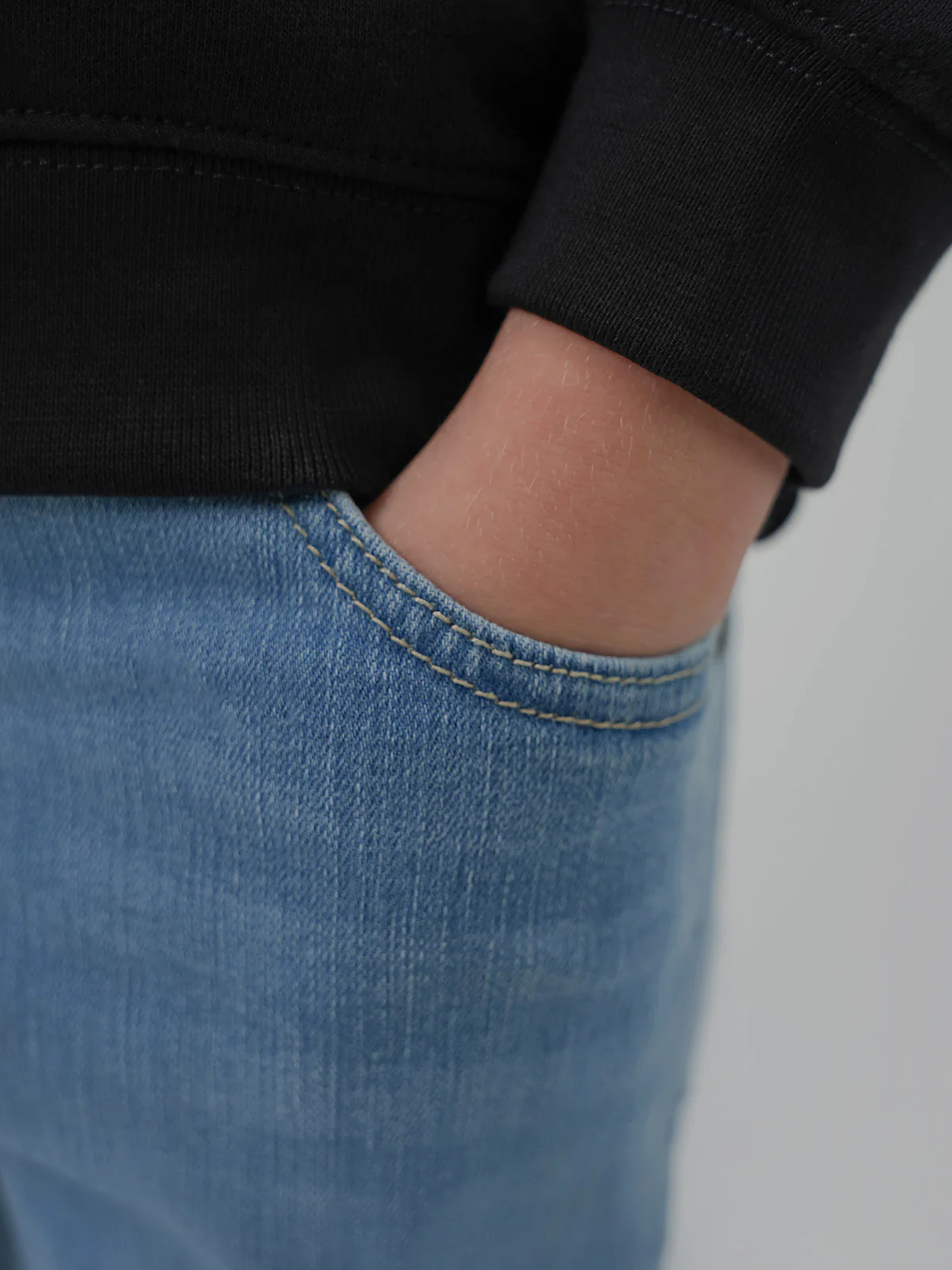 "MINZE" Stretchy Fabric Slim Fit Denim Pant - Image 3