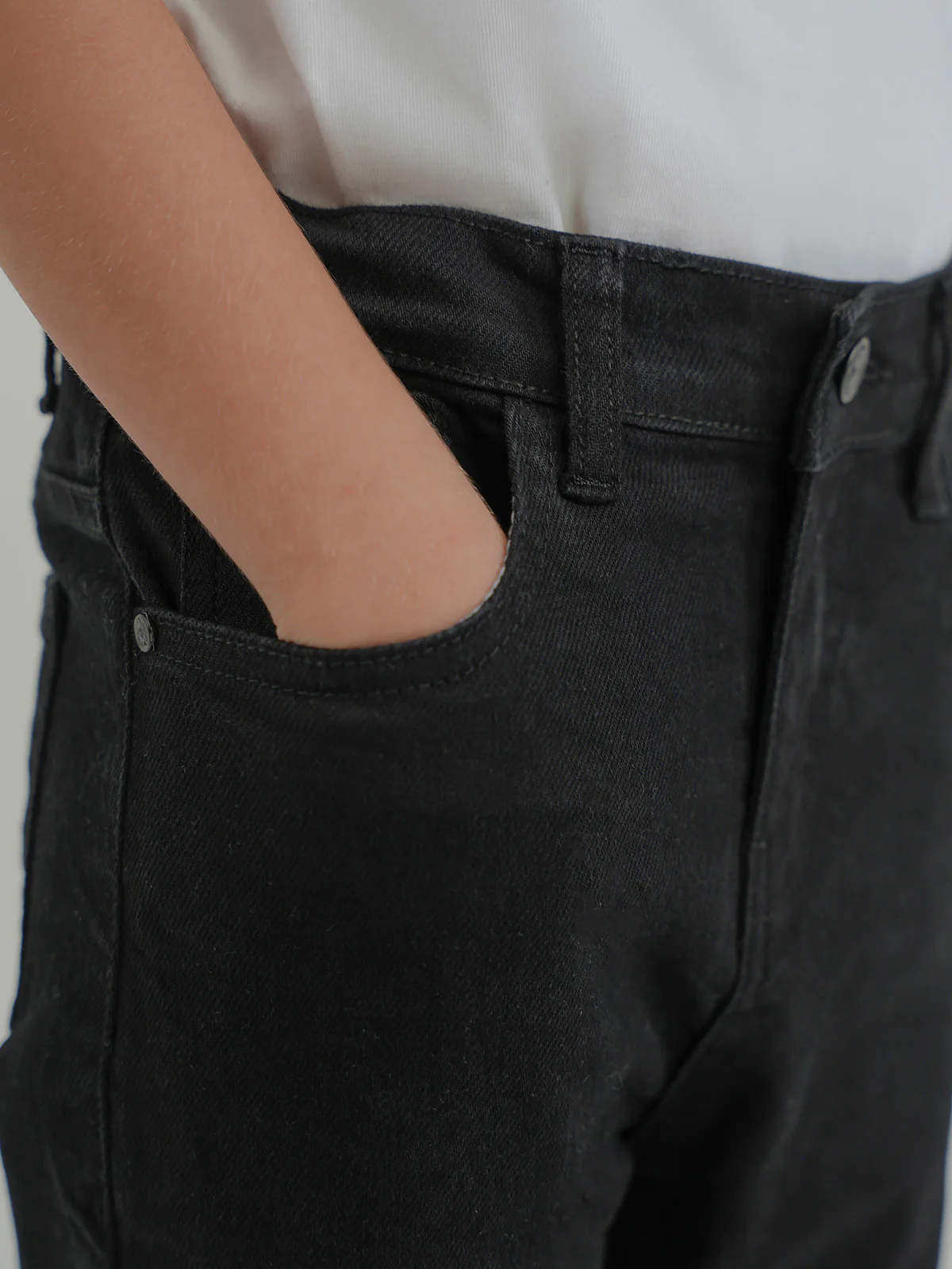 "MINZE" Stretchy Fabric Slim Fit Denim Pant - Image 3