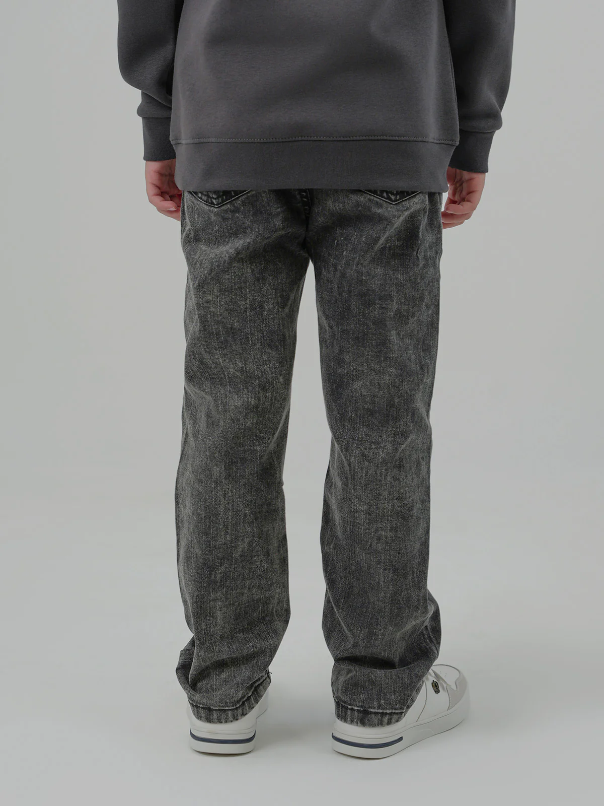 "NIVARD" Casual Straight Fit Denim Pant - Image 4