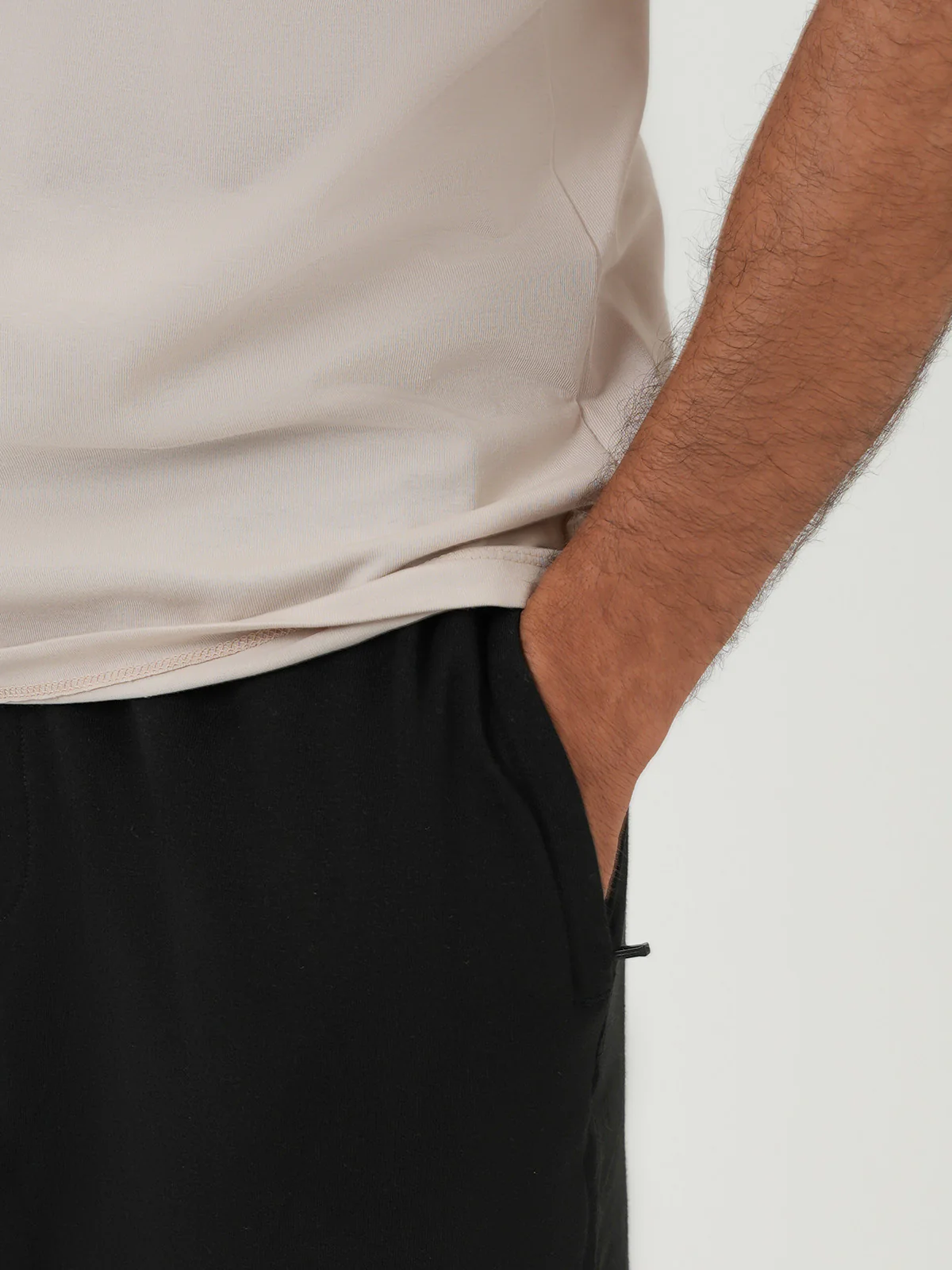"NSOMI" Comfortable Regular Short - Image 4