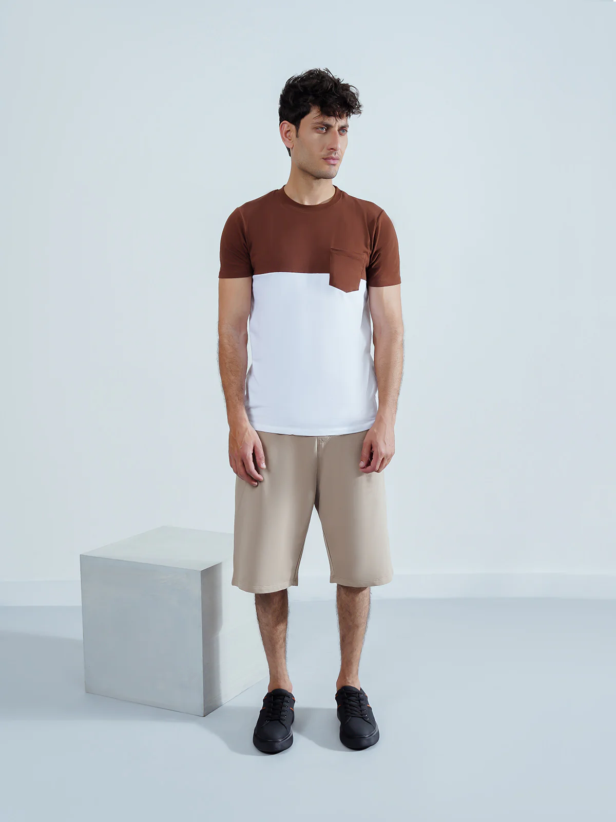 "OCTAVE" Lightweight Regular Fit T-Shirt