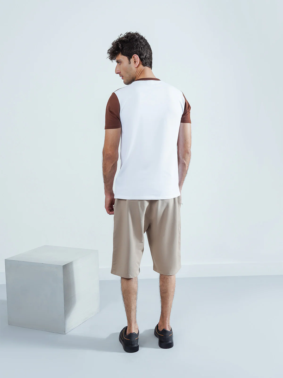 "OCTAVE" Lightweight Regular Fit T-Shirt - Image 4
