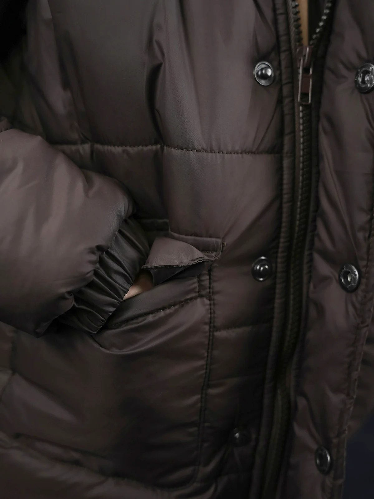 "OZIAS" Lightweight Regular Fit Puffer Jacket - Image 4