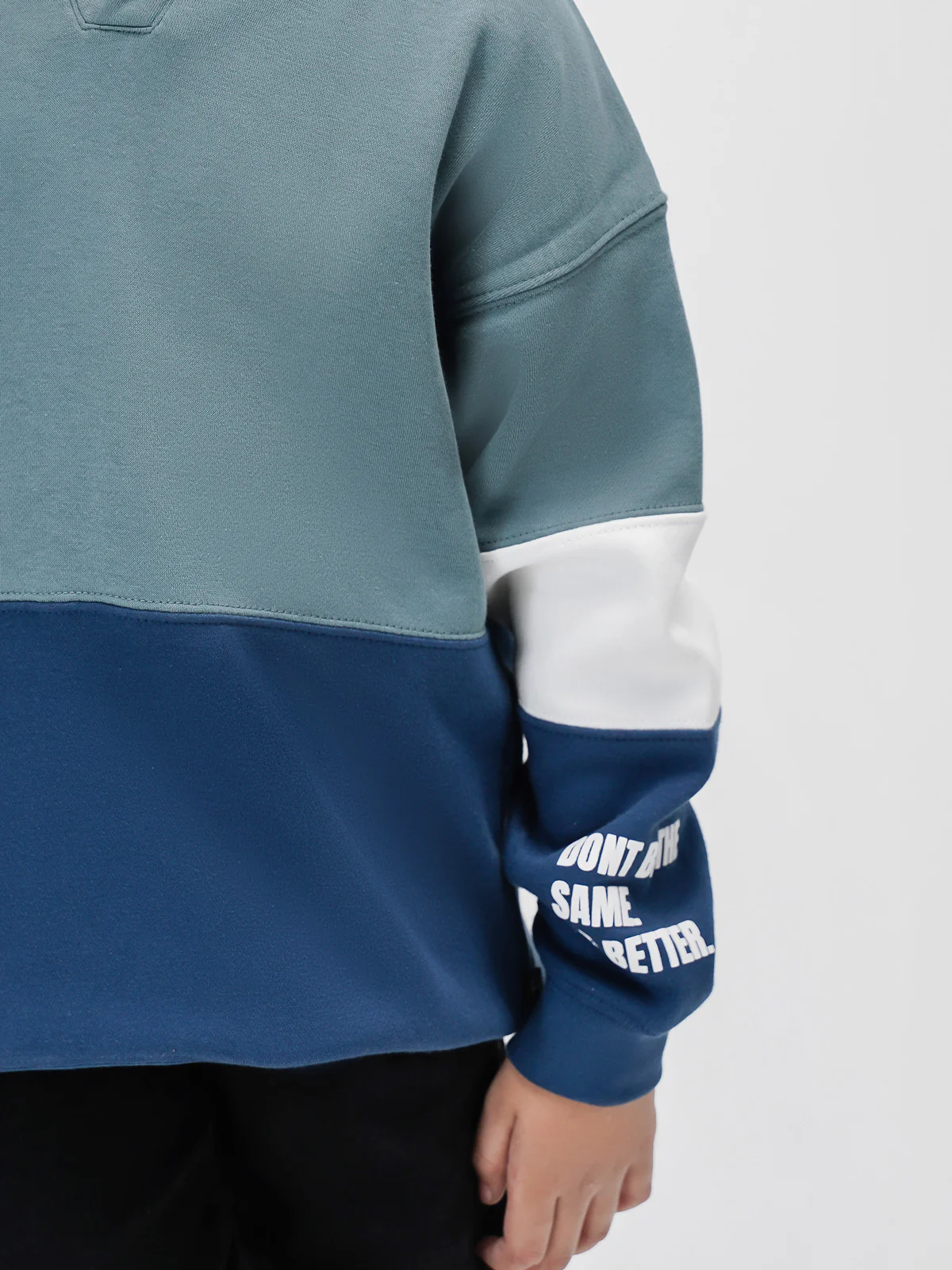 "PERODOT" Pullover Hoodie Jacket - Image 4