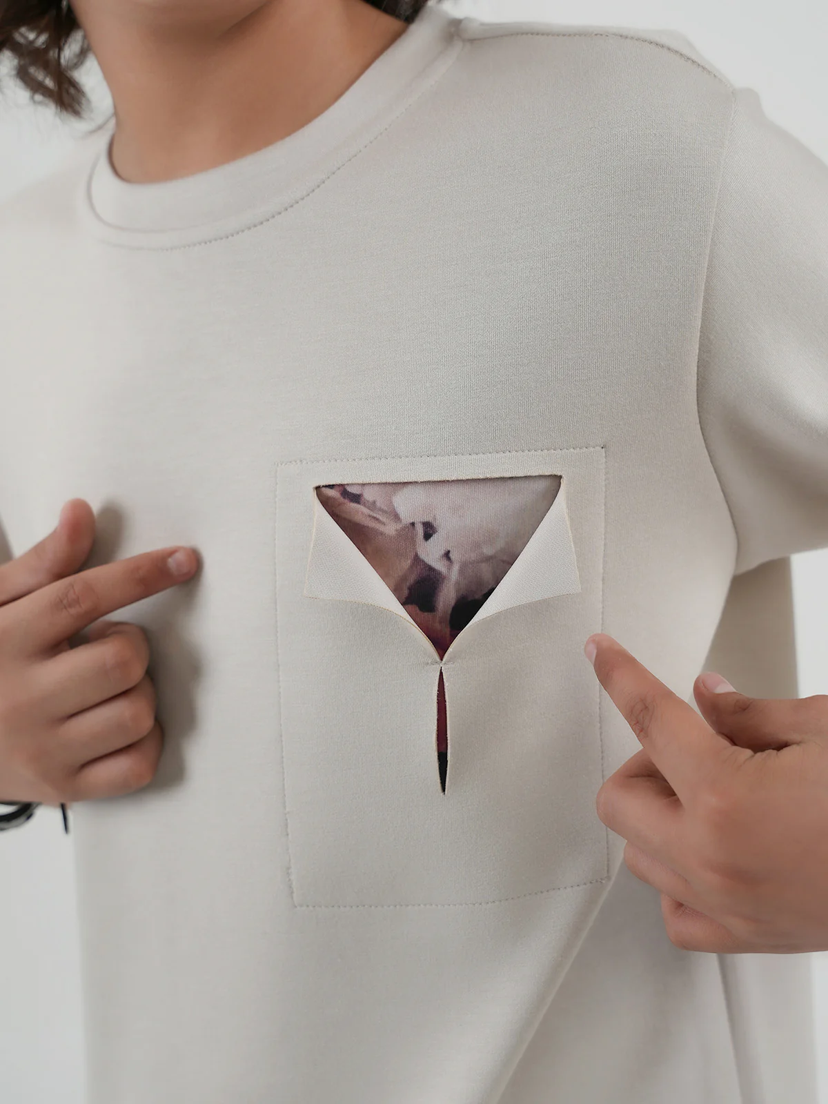 "PYOTR" Soft &Trendy Regular Fit T-Shirt - Image 4