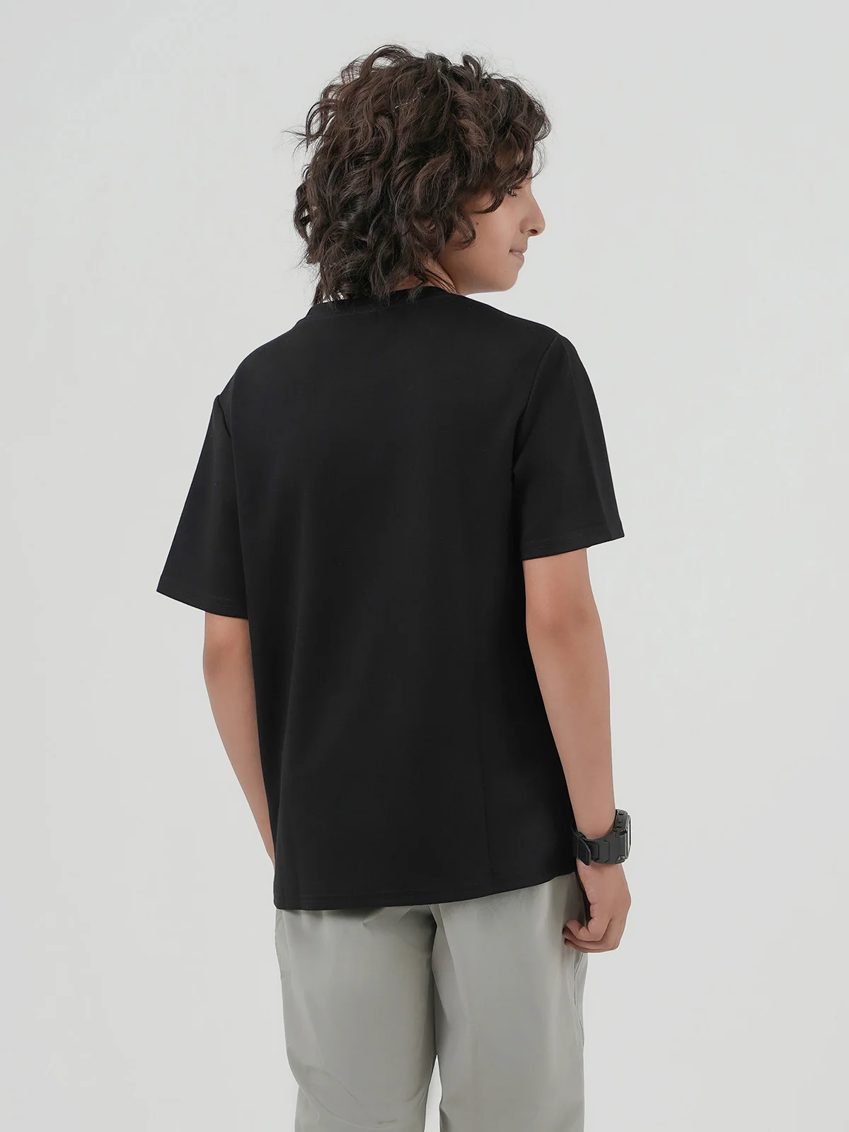 "PYOTR" Soft &Trendy Regular Fit T-Shirt - Image 5