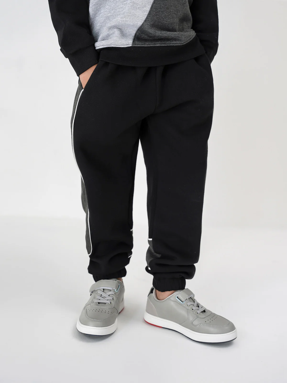 "RANIEL" Signature Fleece Joggers