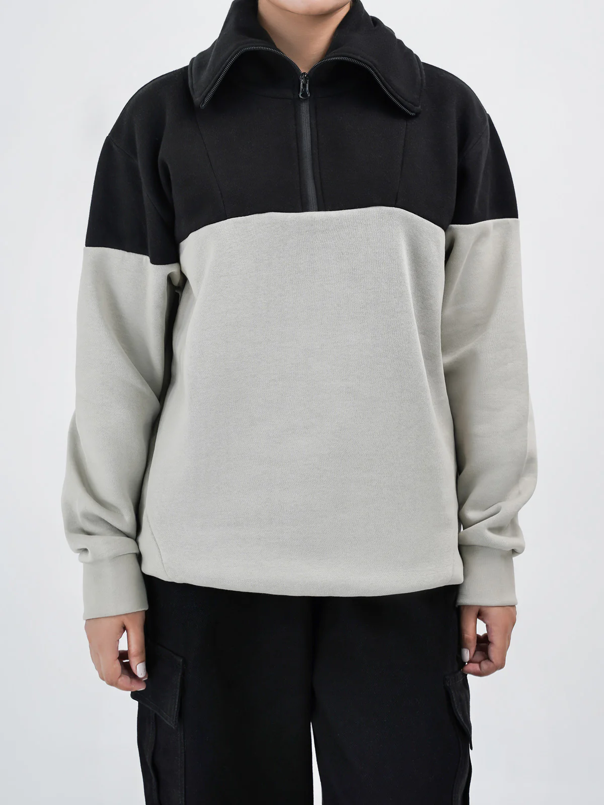 "REGULUS" Cut &amp; Sew Zipper Sweatshirt - Image 2