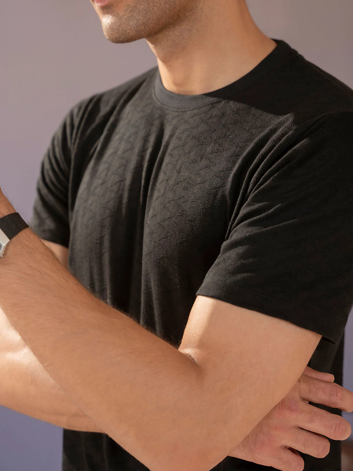 "REID" Textured Regular Fit Basic T-Shirt - Image 4