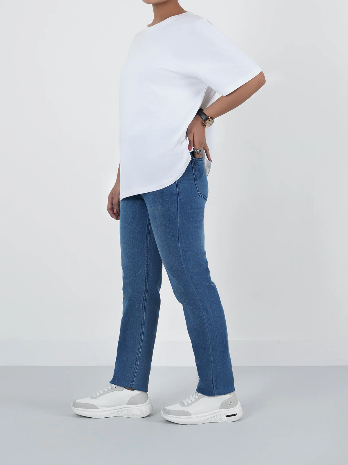 "REIDAR" Drop Shoulder Basic T-Shirt - Image 3
