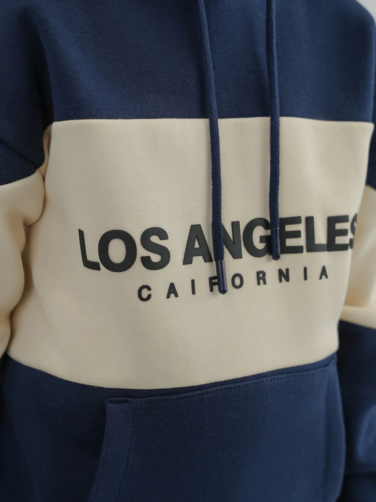 "RIQUIN" Cut & Sew Fleece Hoodie - Image 4