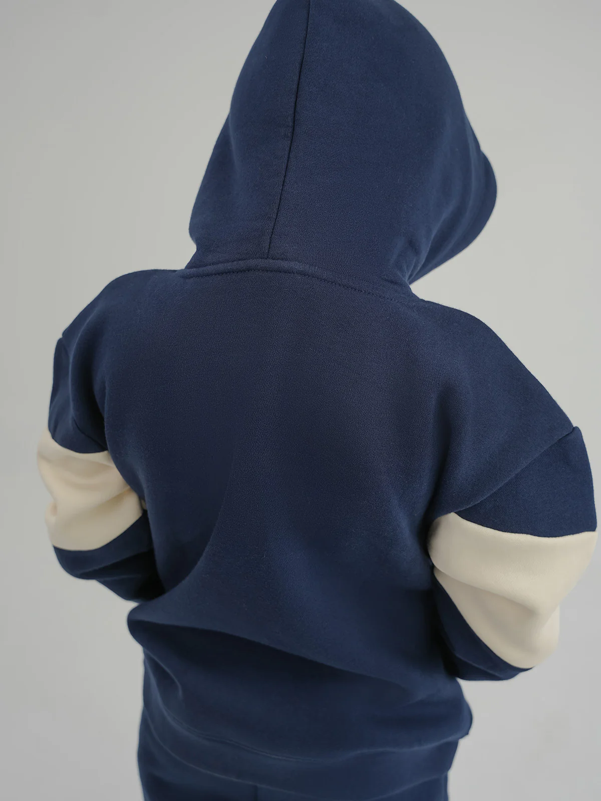 "RIQUIN" Cut & Sew Fleece Hoodie - Image 6