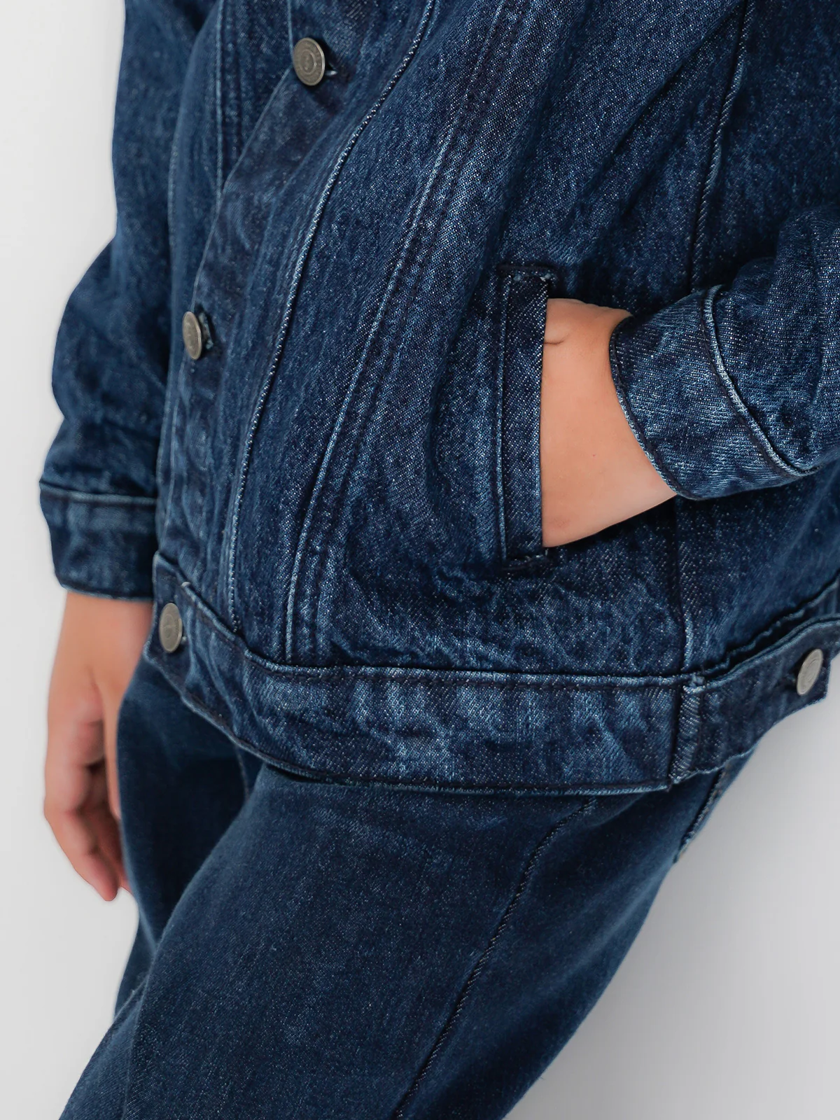 "ROOVE" Denim Jacket with Side Pockets - Image 4