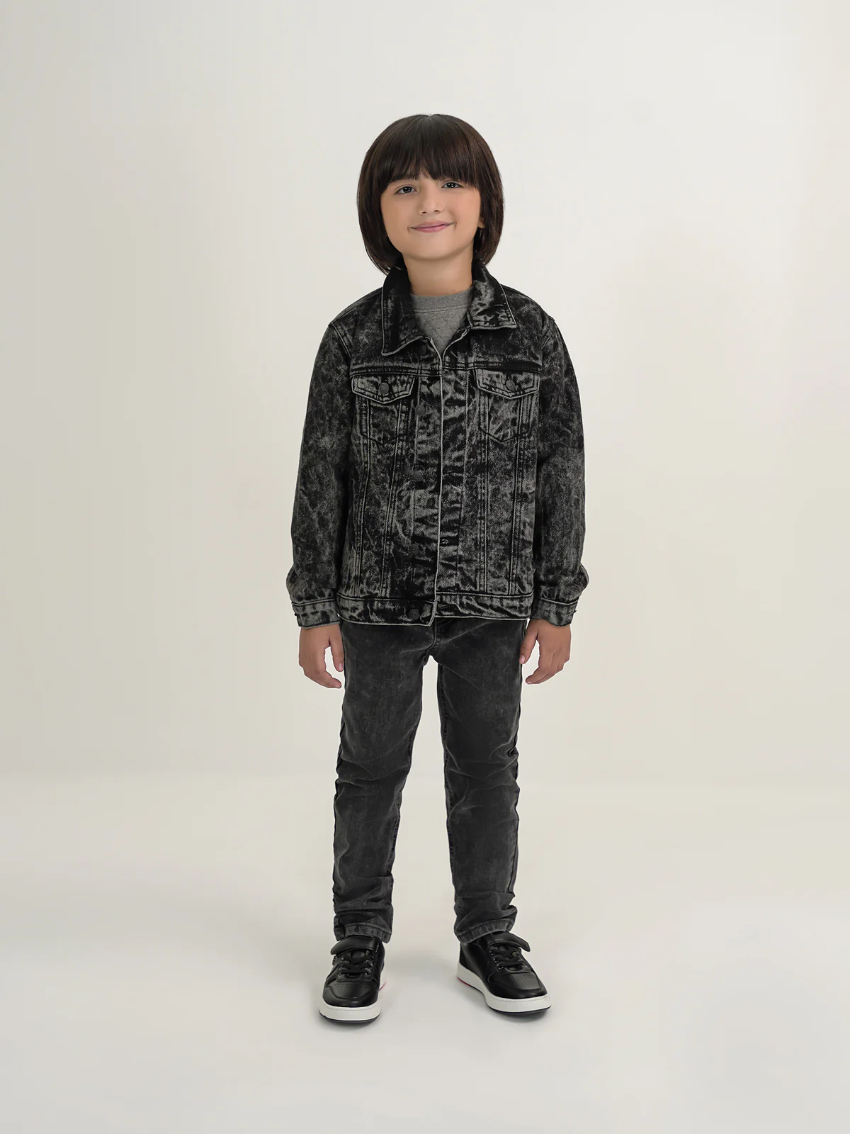 "ROOVE" Denim Jacket with Side Pockets