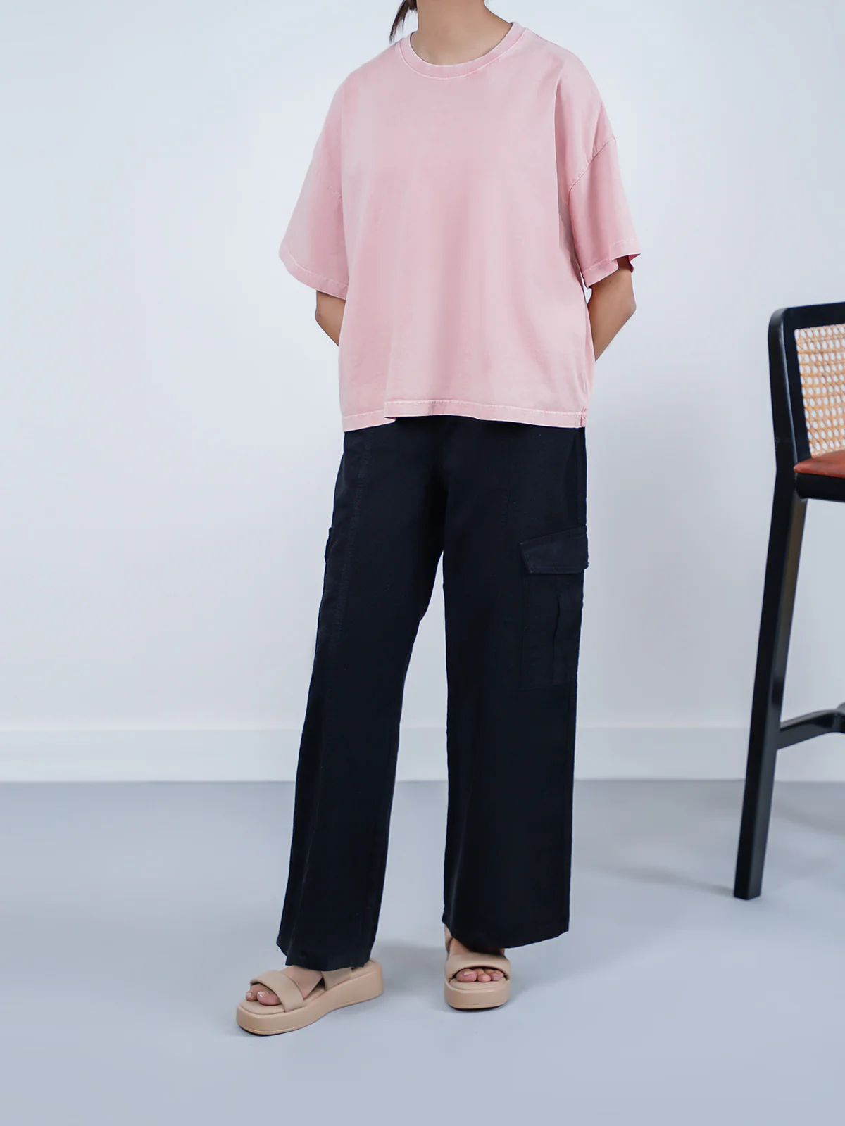 "SIGRUN" Regular Fit Cropped T-Shrit