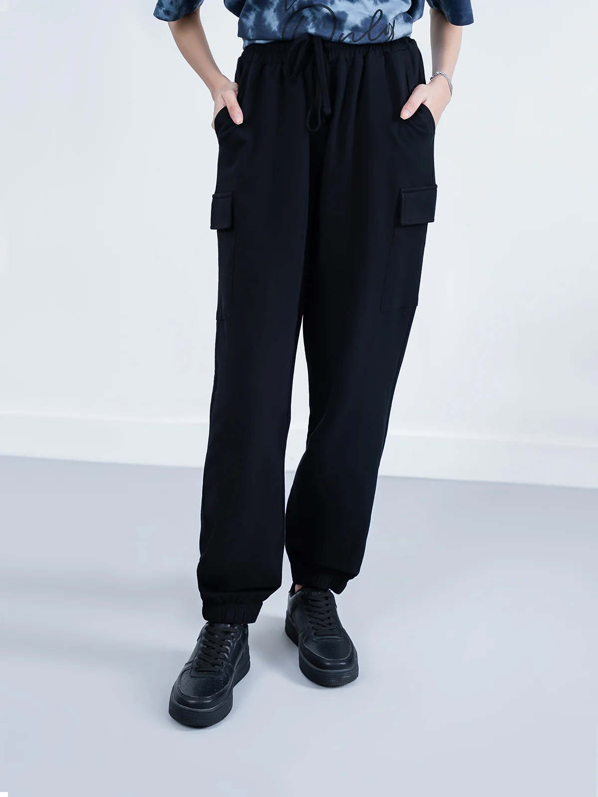 "STURLA" Cargo Fit Knit Trouser