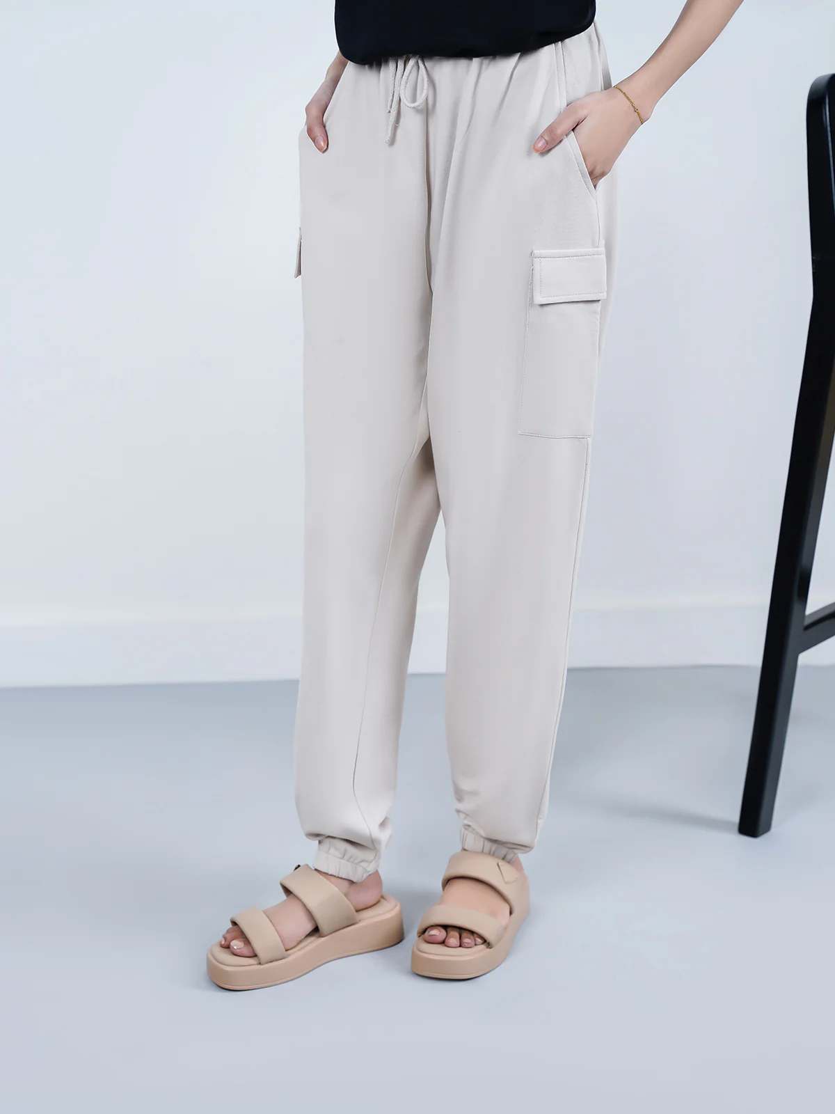 "STURLA" Cargo Fit Knit Trouser