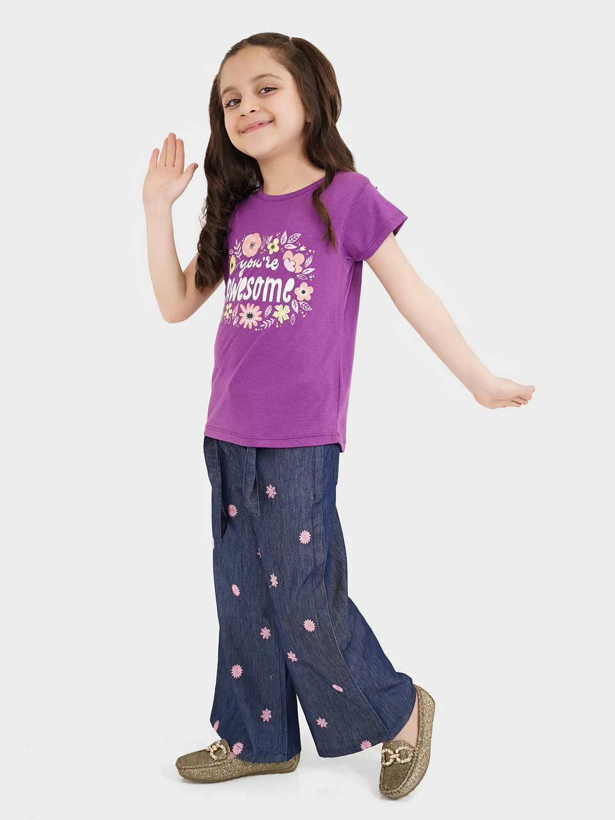 "THAMINA" Summer Graphic T-Shirt - Image 2
