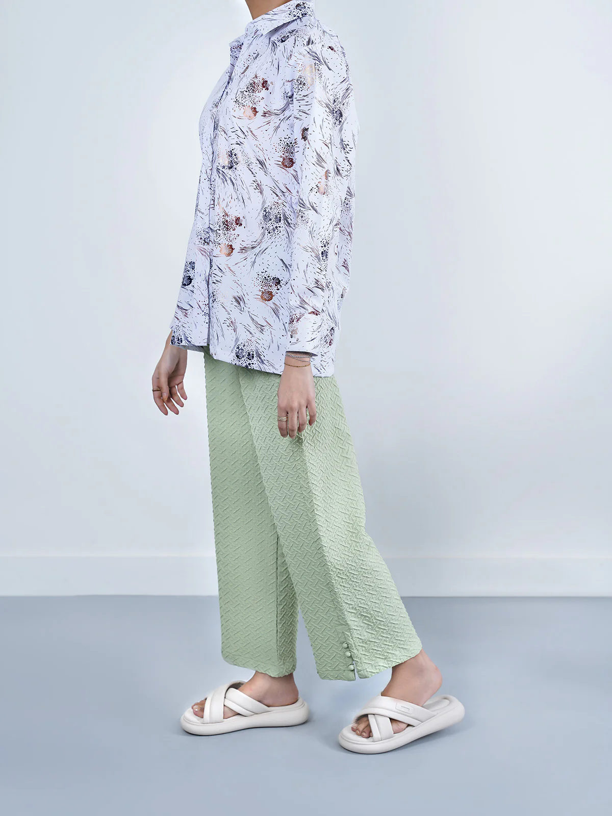 "TUANA" Regular Fit Woven Trouser - Image 3