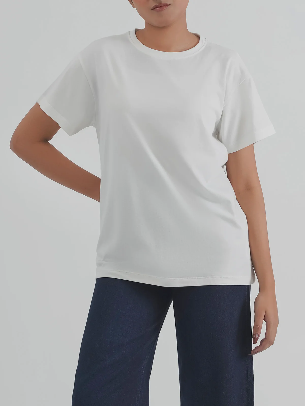 "TUPELO" Basic Regular Fit T-Shirt - Image 2