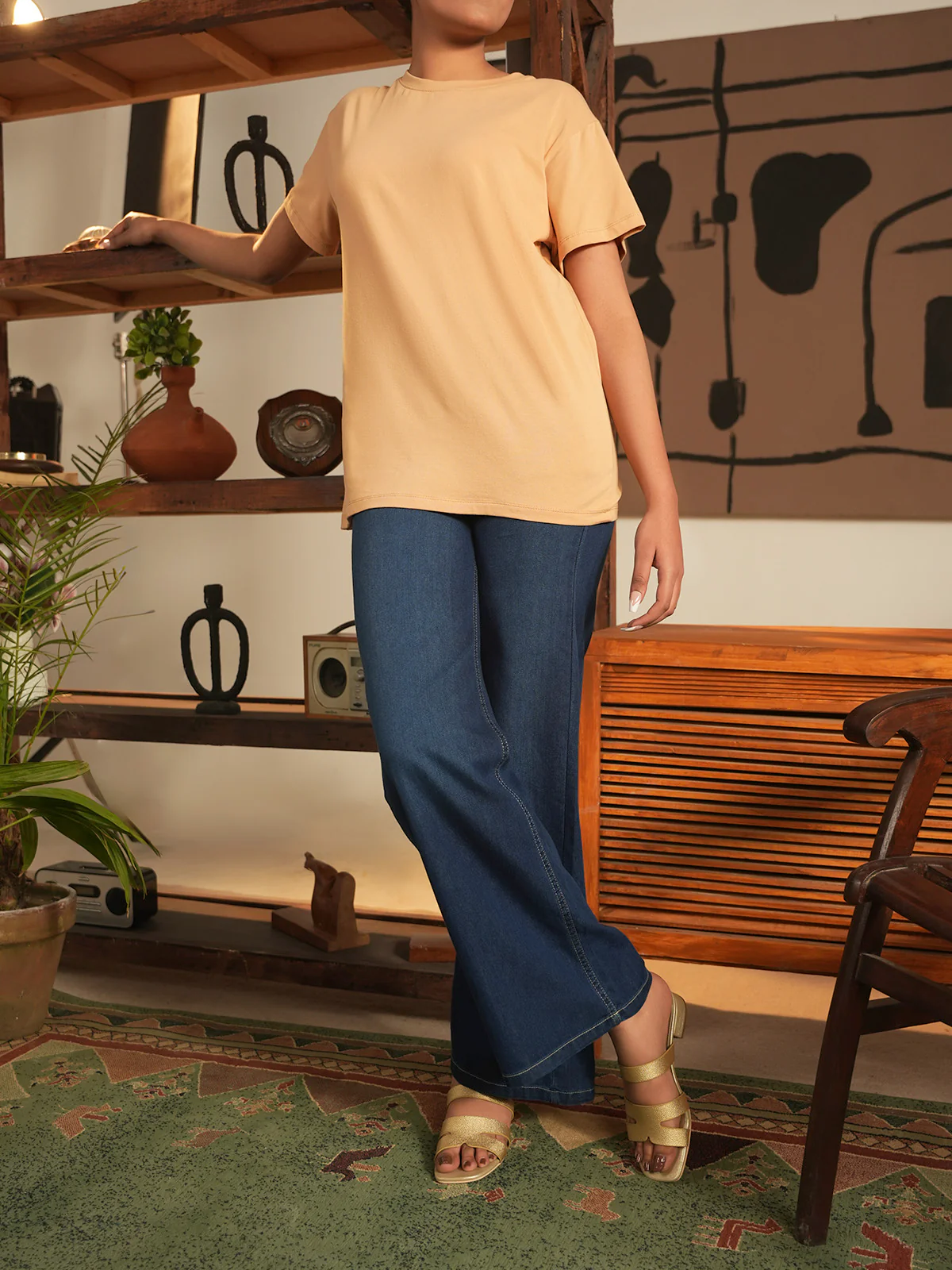 "TUPELO" Basic Regular Fit T-Shirt - Image 3