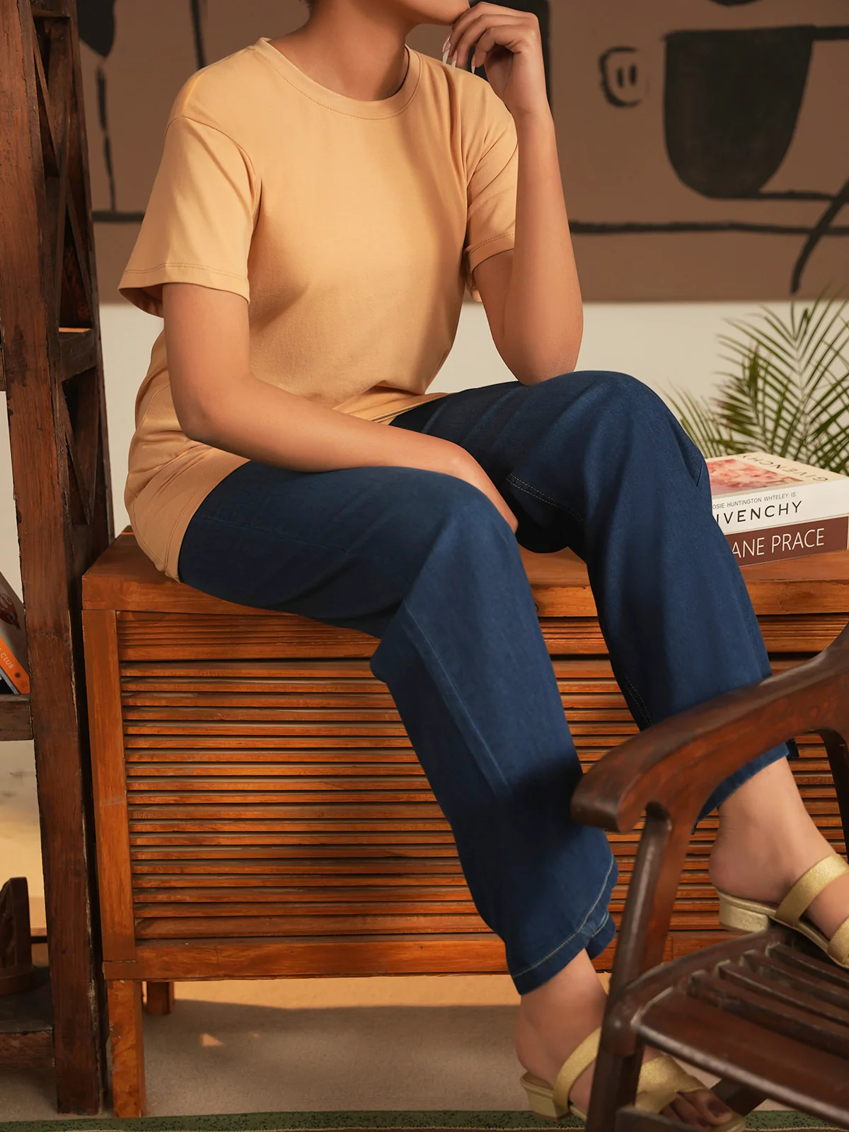 "TUPELO" Basic Regular Fit T-Shirt - Image 9