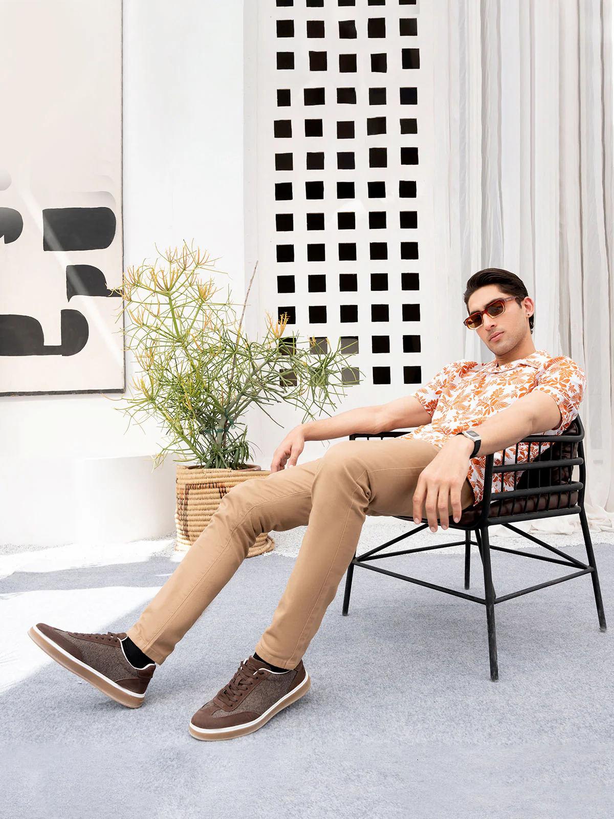 "VAEH" Printed Regular Fit Casual Shirt - Image 4