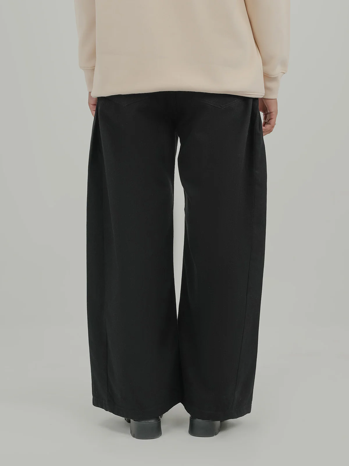 "VANHI" Modern Plazo Fit Denim Pant - Image 4