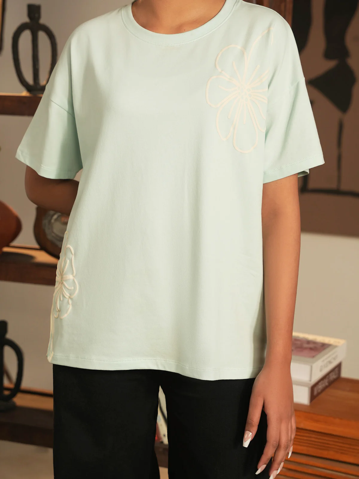 "VENDER" Graphic Drop Shoulder T-Shirt - Image 6
