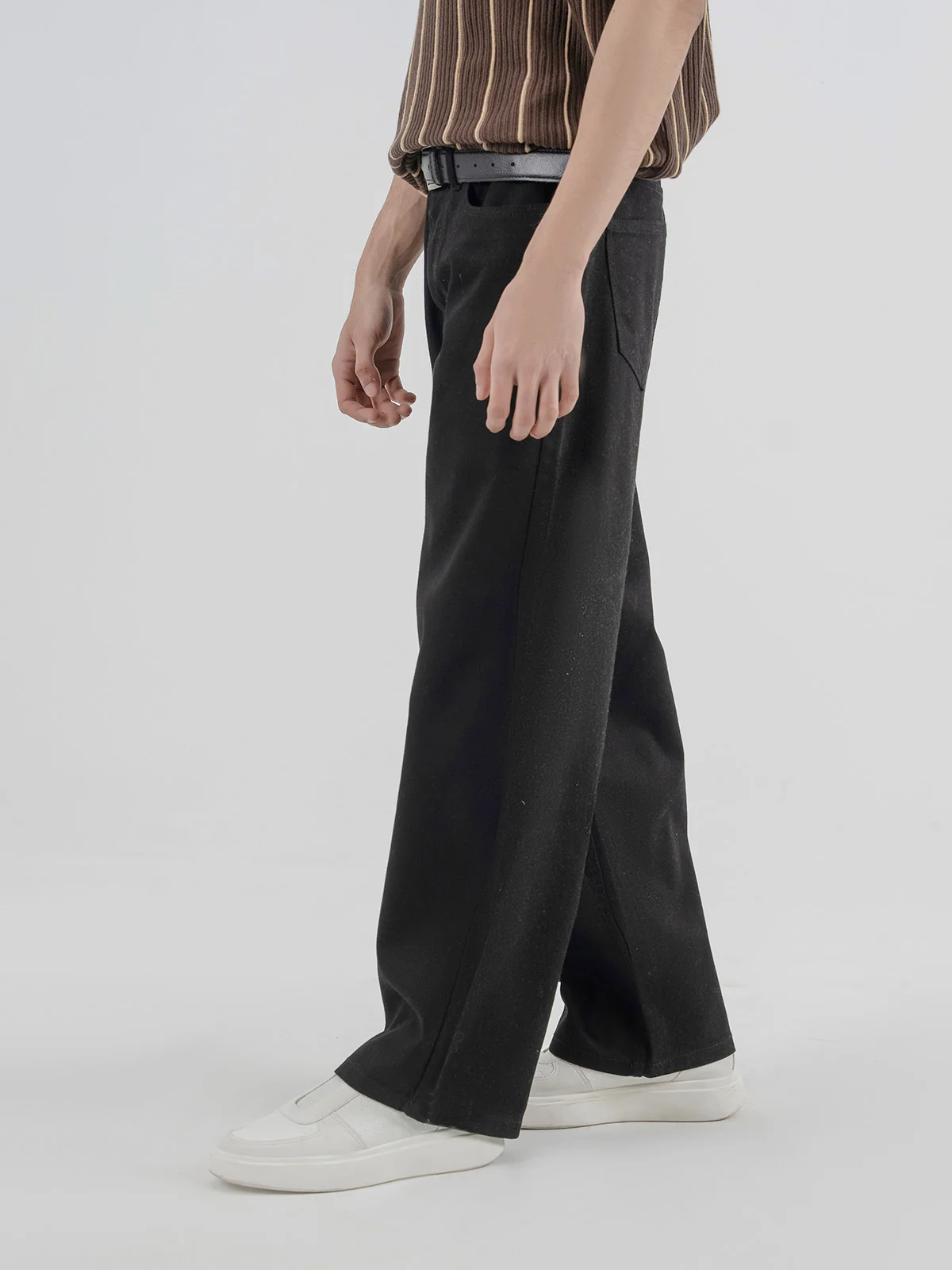 "WENDY" Loose Fit Denim Jeans - Image 2