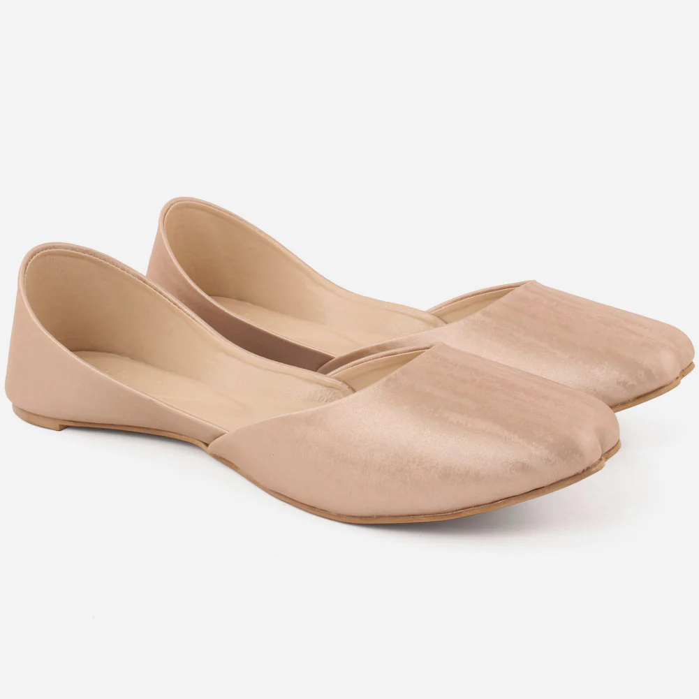 Women "ADIRA" Plain Sparkling Khussa - Image 2