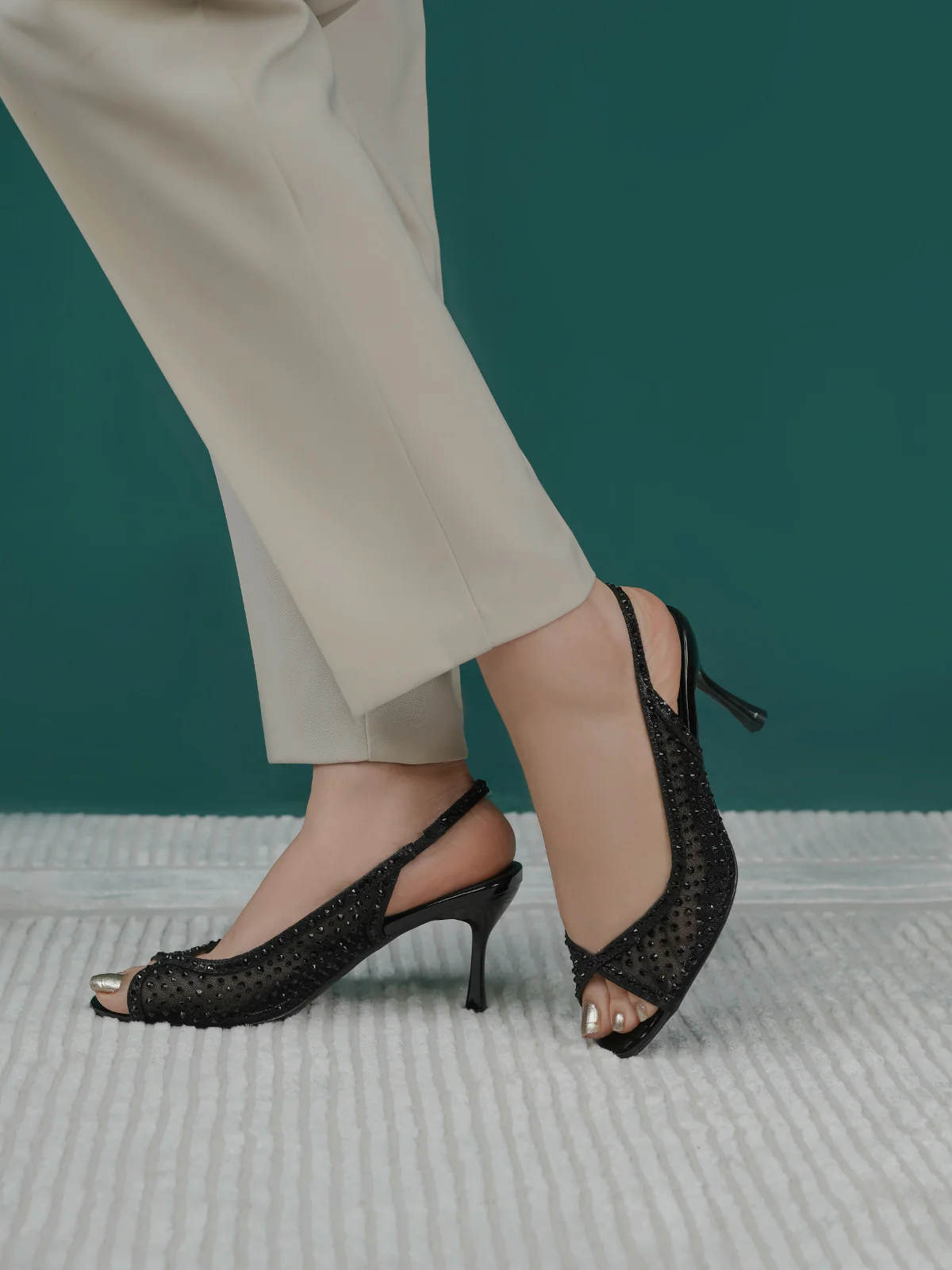 Women "AHUVA" Stylish Open Toe Heel Sandals