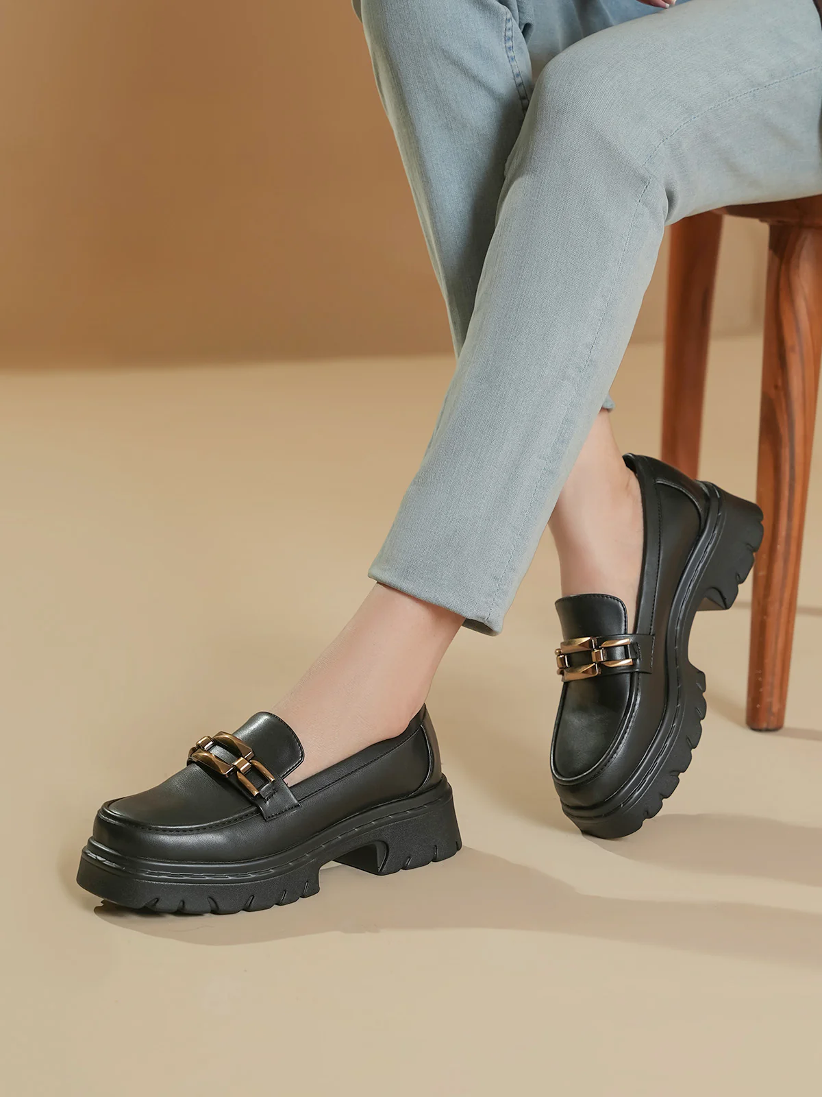 Women "AIDEN" Stylish Comfort Loafers - Image 10