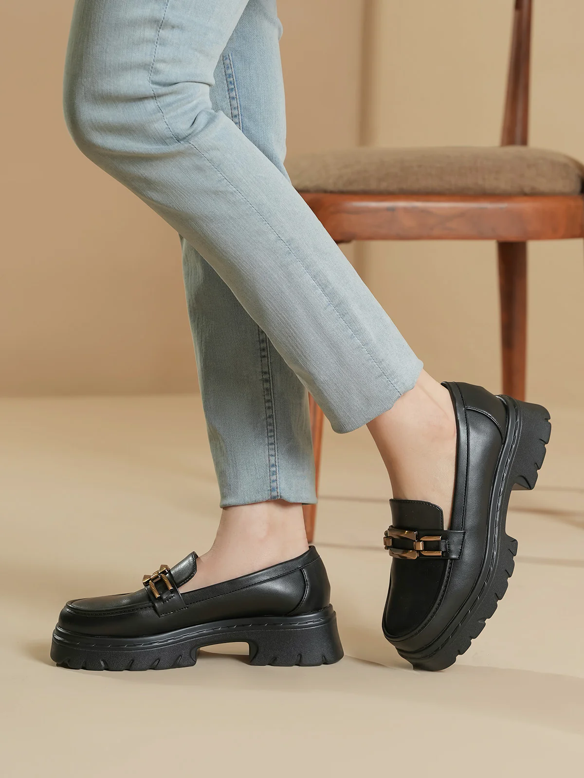 Women "AIDEN" Stylish Comfort Loafers - Image 12