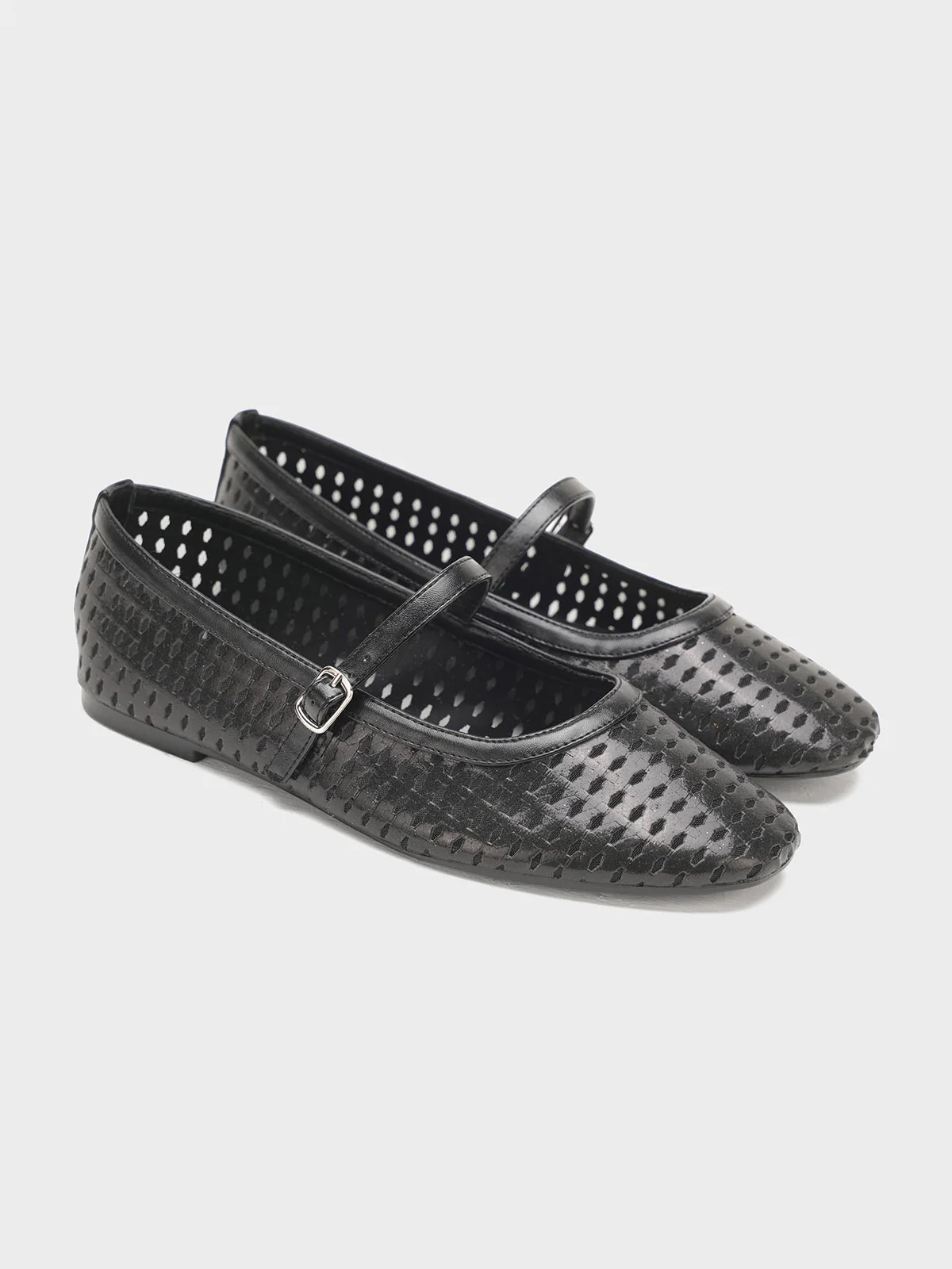 Women "AISLE" Elegant Buckle Court Shoes - Image 4