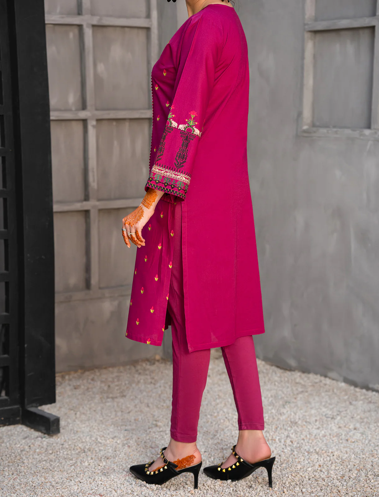 Women "AIYLA" Embellished Lawn Summer Shirt - Image 3