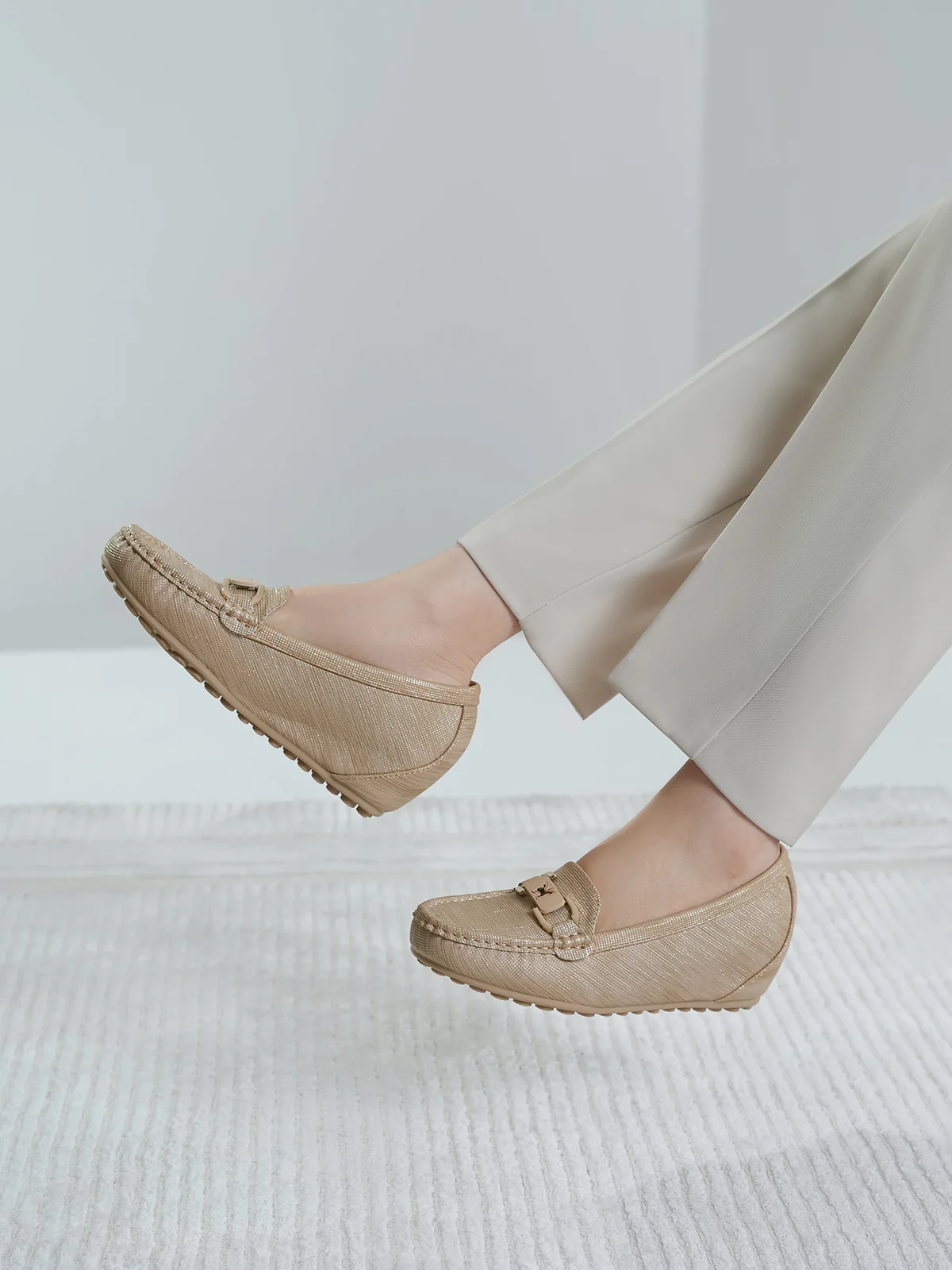 Women "ALDRICH" Soft Slip On Moccasins