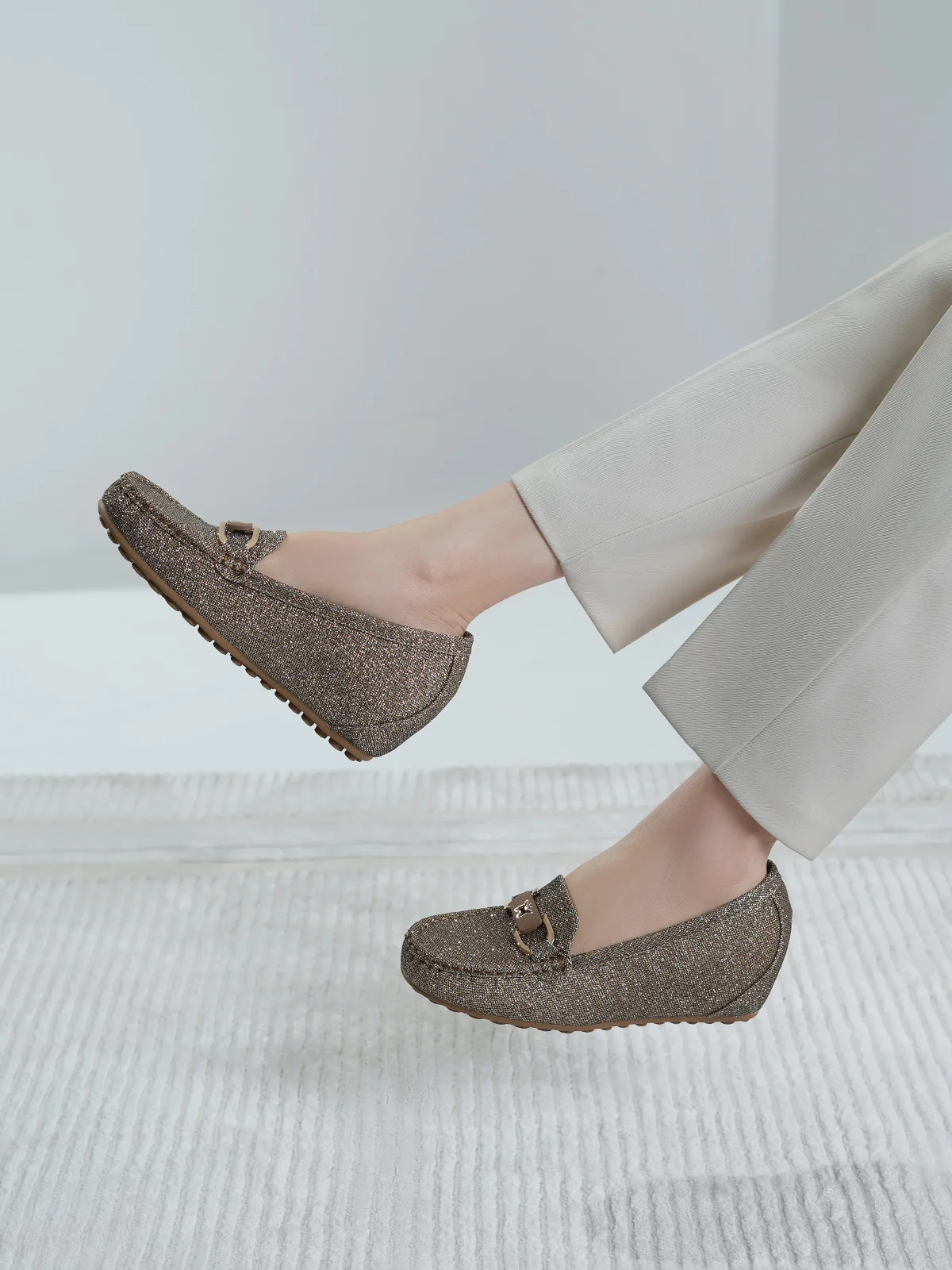 Women "ALDRICH" Soft Slip On Moccasins - Image 9
