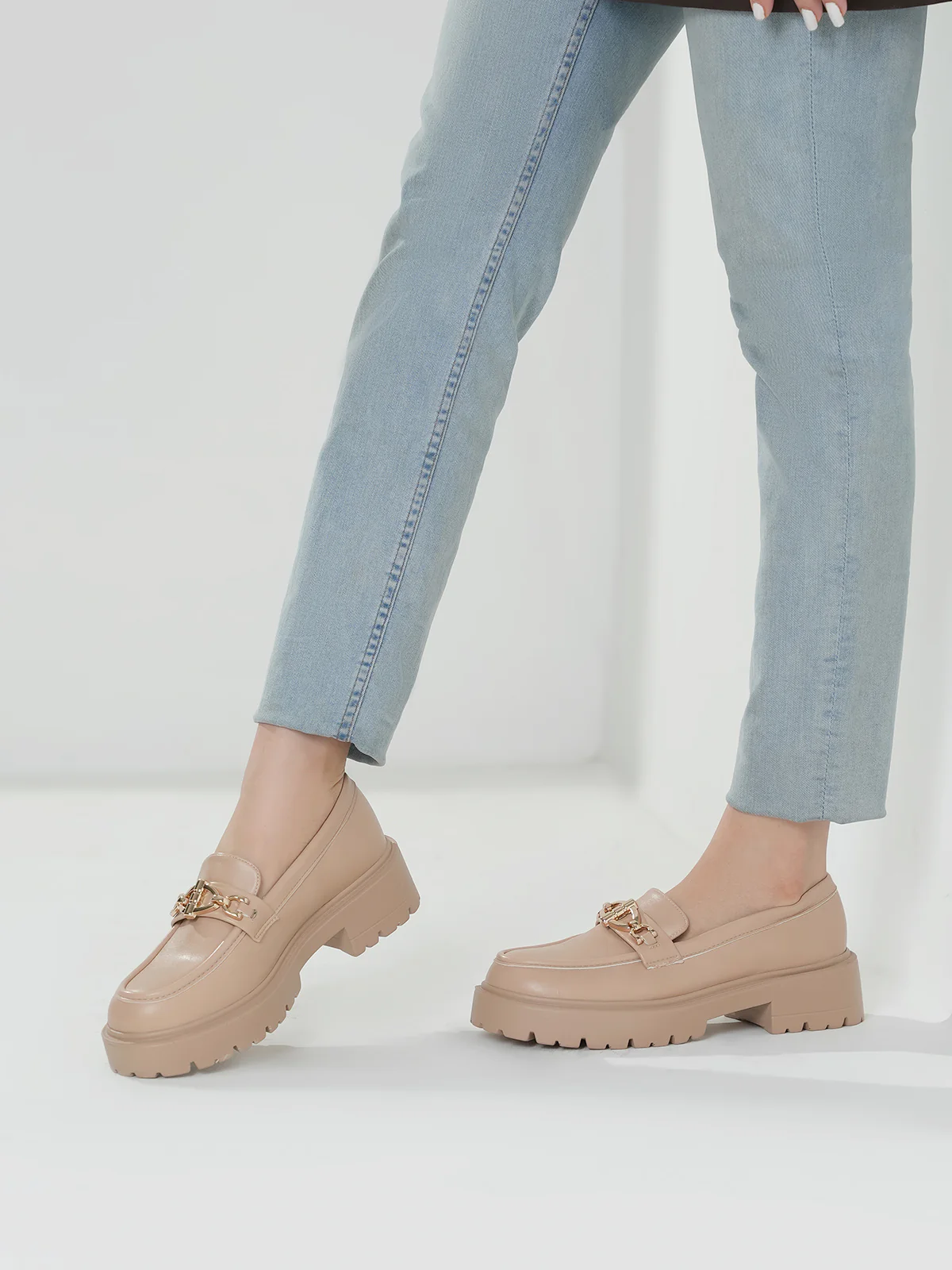 Women "ALETHA" Soft Modern Loafers - Image 3