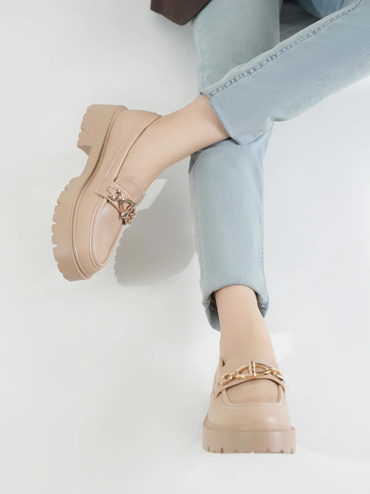 Women "ALETHA" Soft Modern Loafers - Image 6