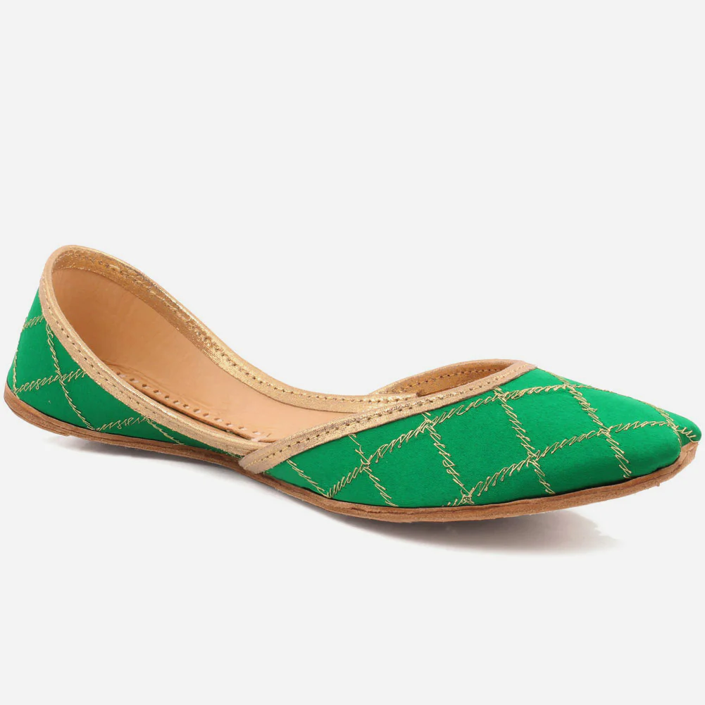 Women "Amis " Traditional Slip On KHUSSA