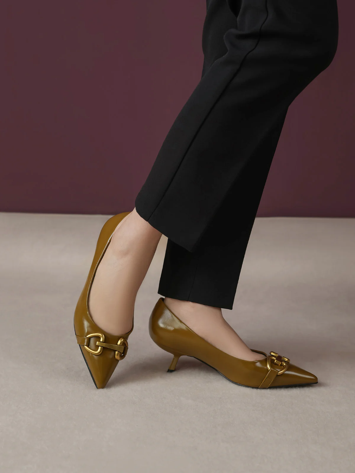 Women "ANDREI" Formal Classic Courts