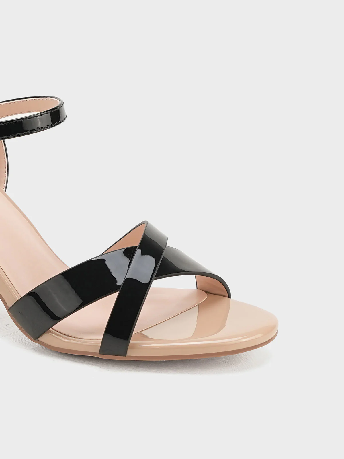Women "ANDREW" Chic Cross Step Sandals - Image 4
