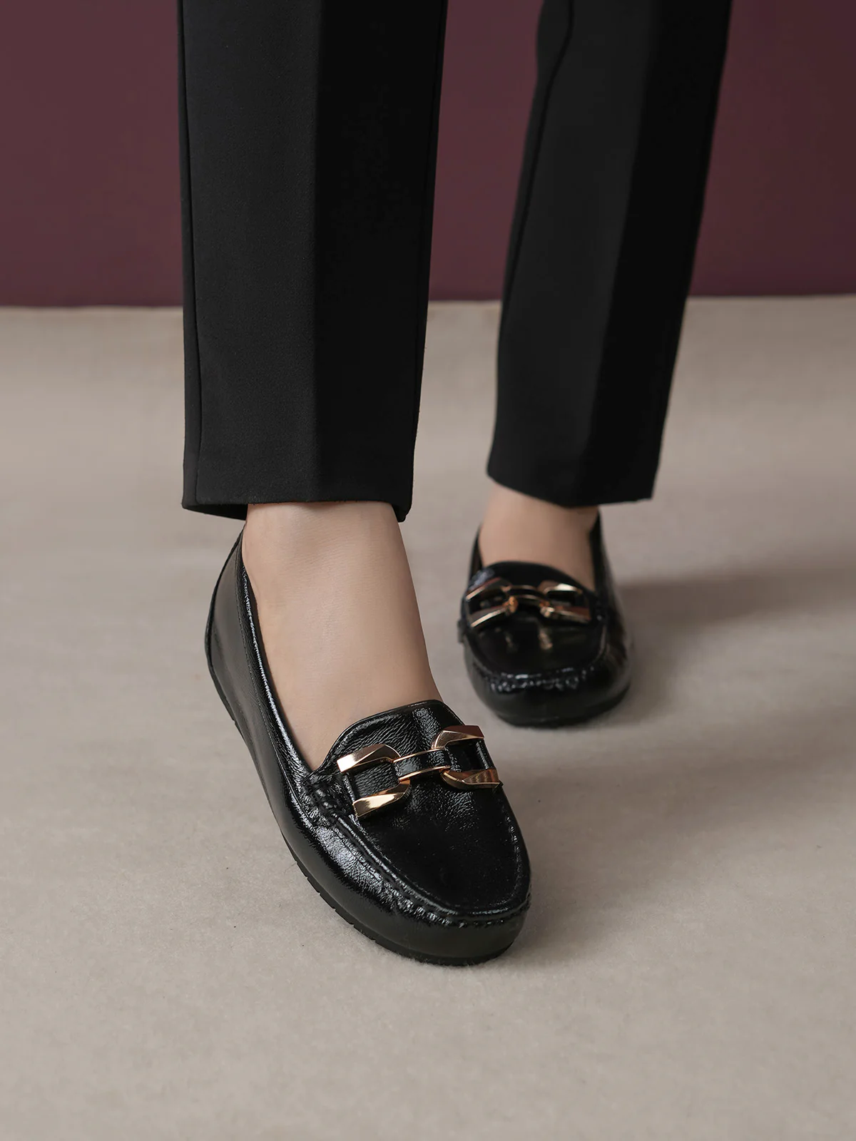 Women "ASHLEE" Classy Buckle Moccasins - Image 11