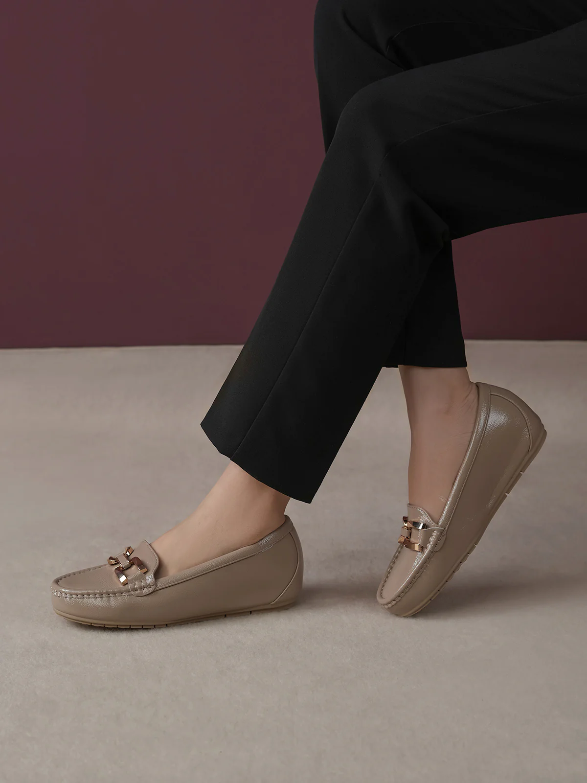 Women "ASHLEE" Classy Buckle Moccasins