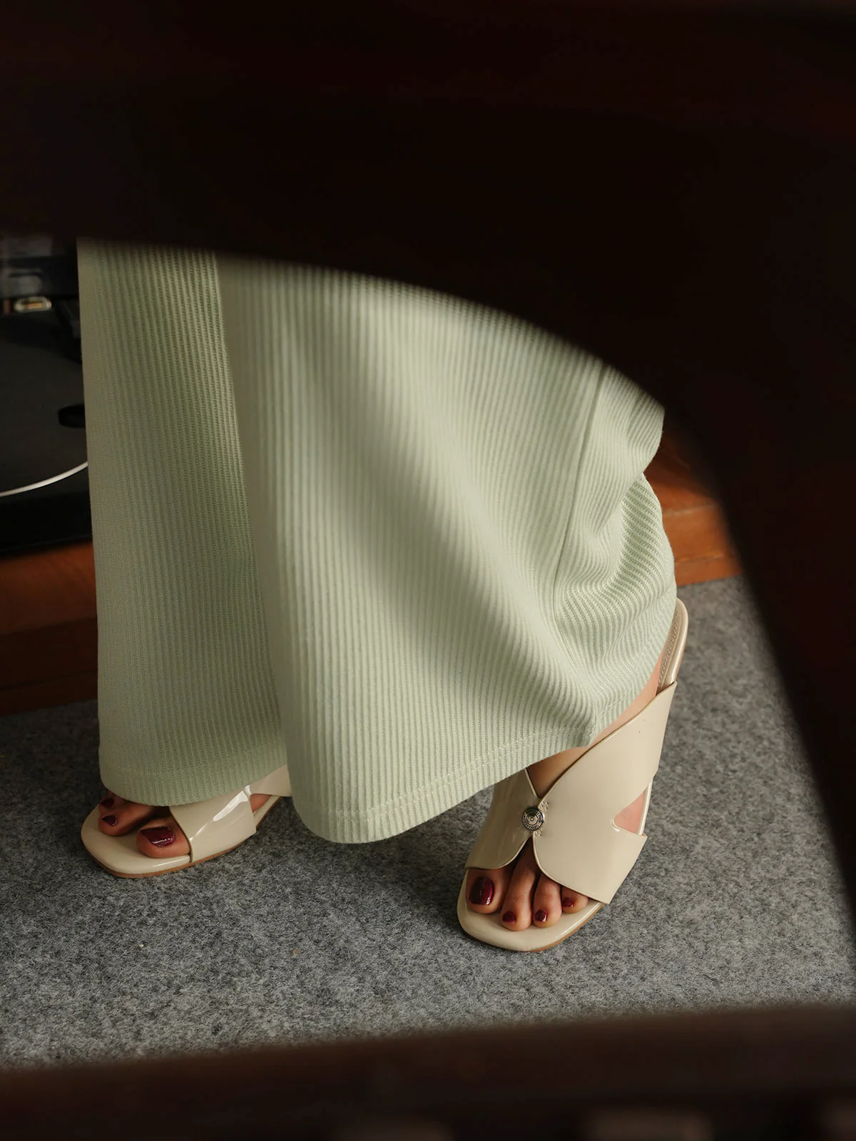 Women "ATLMA" Unique Style Slippers - Image 10